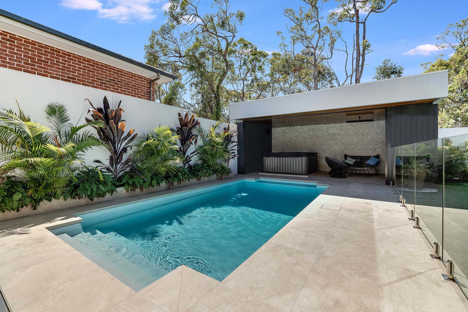 Whitehaven - Masterbuilt Pools